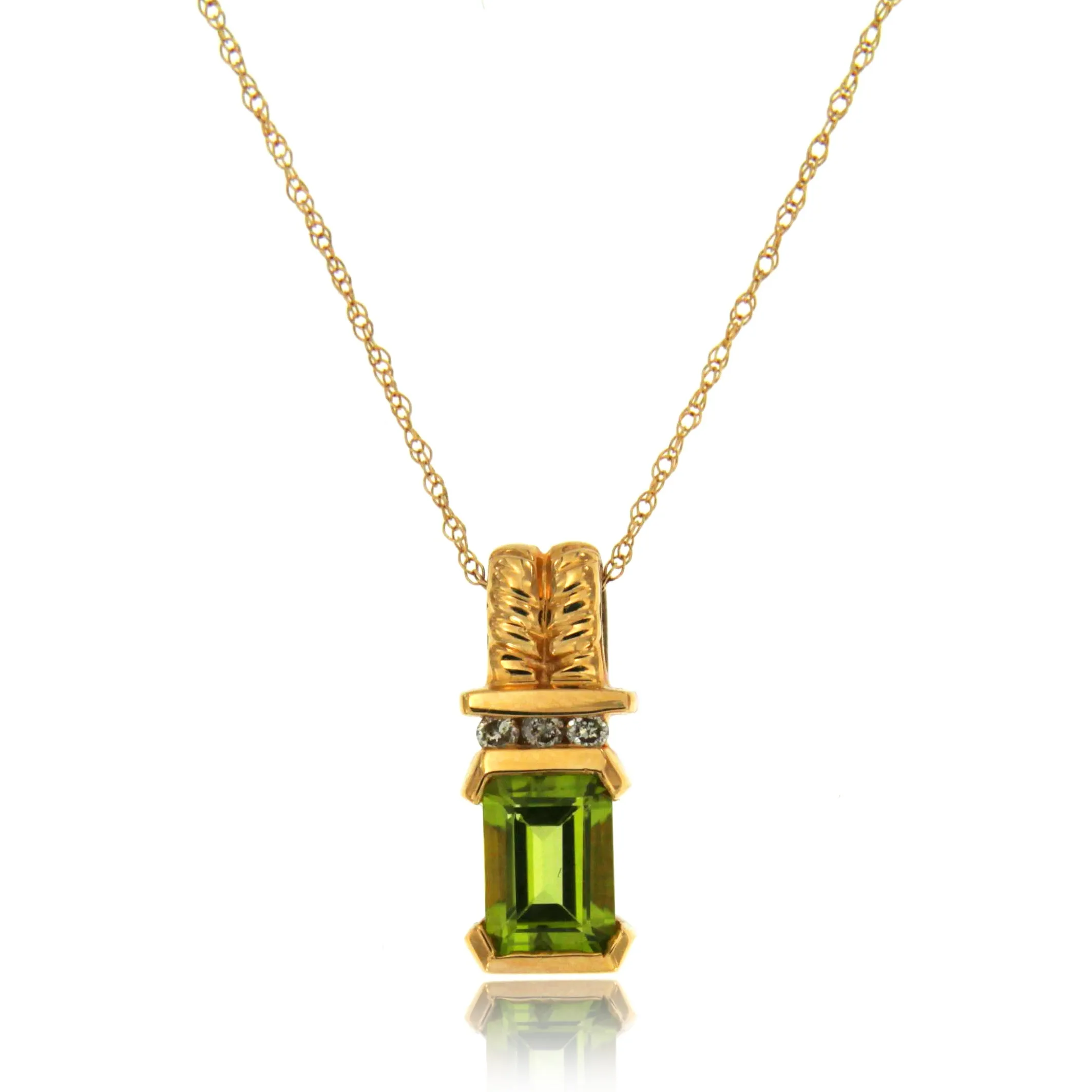 14K Yellow Gold Green Peridot and Diamond Gemstone Pendant, Birthstone of August with 16" Chain.
