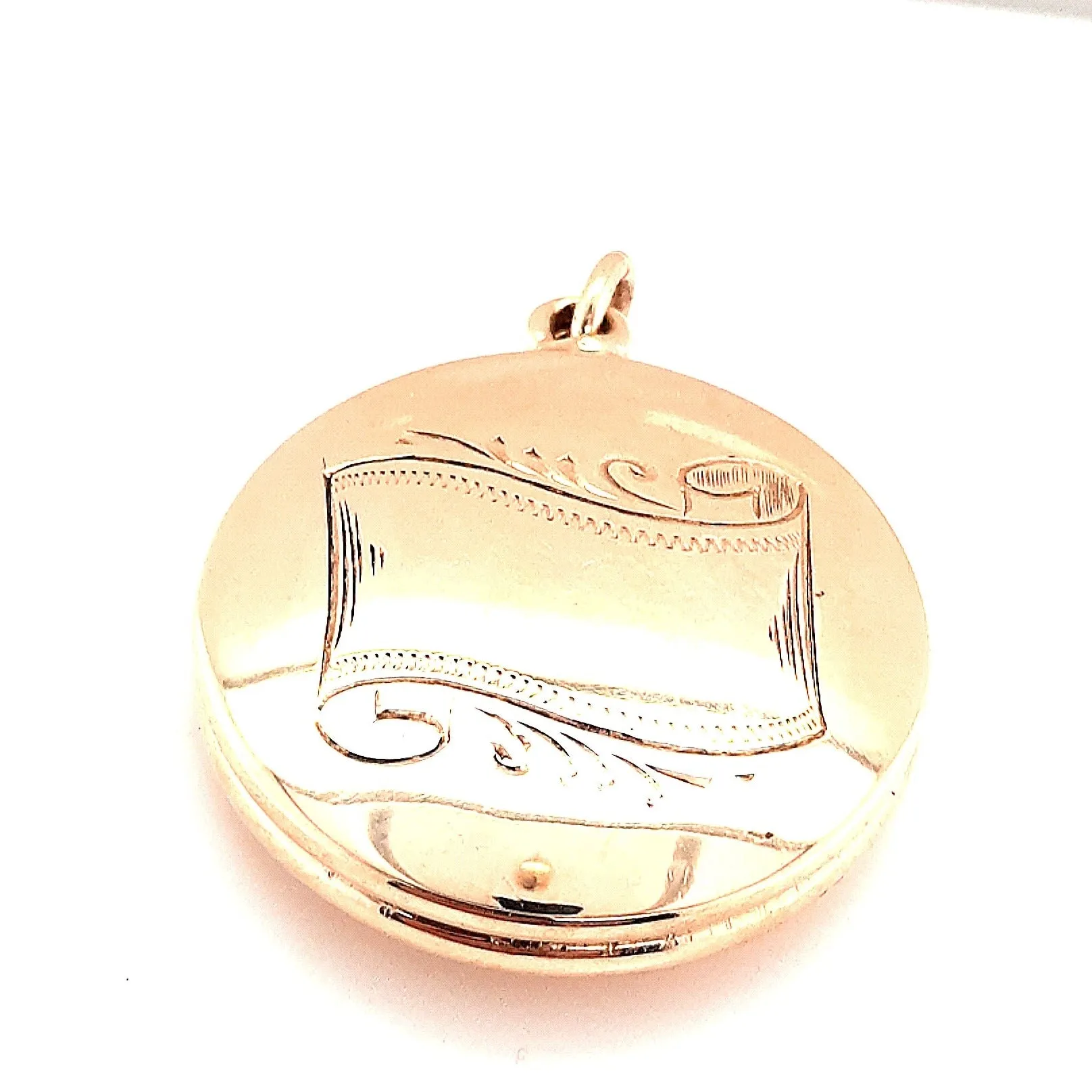 9ct Yellow Gold Locket Pendant