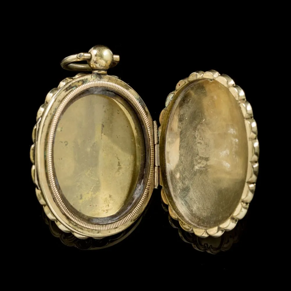 Antique Victorian 9Ct Gold Back And Front Family Locket Circa 1900