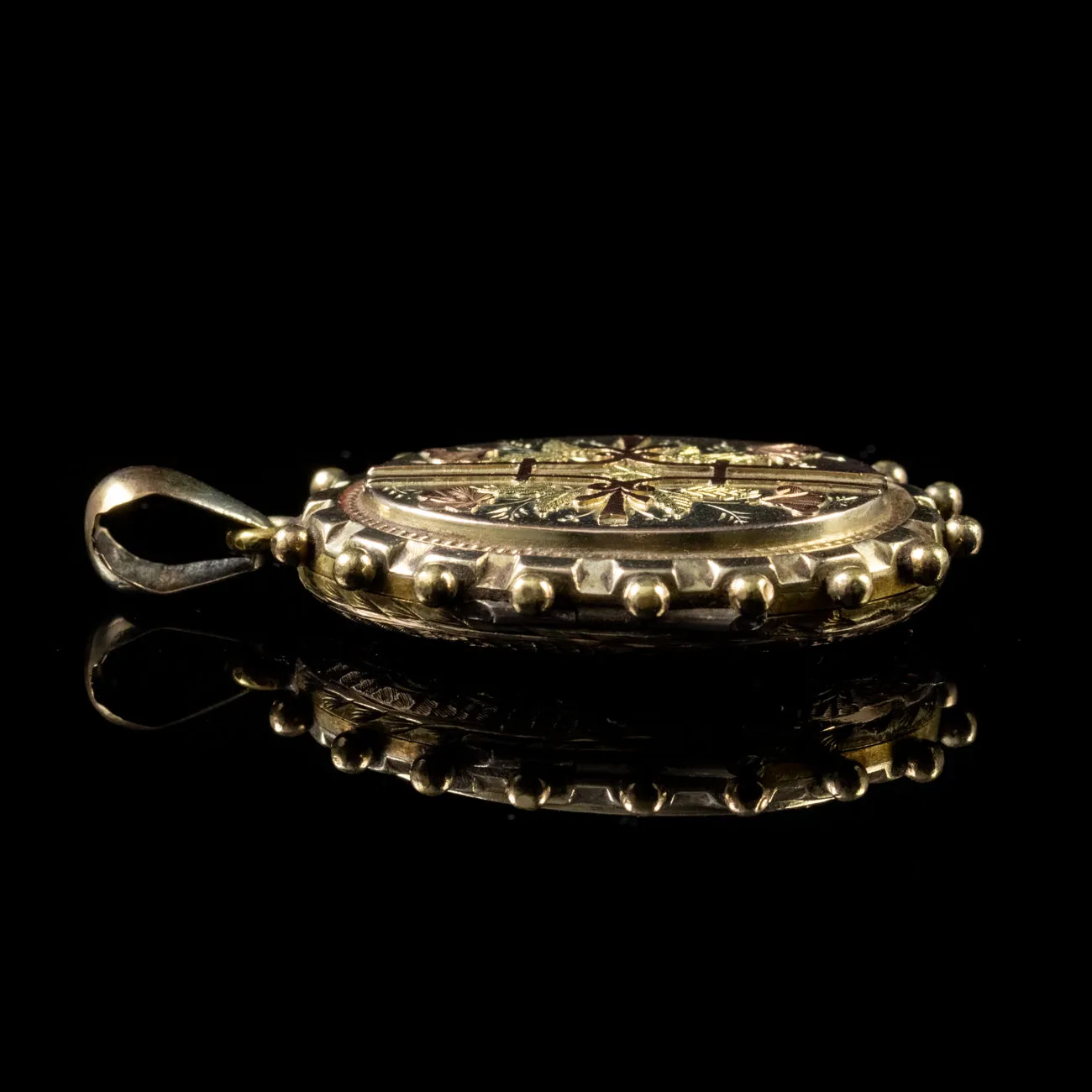 Antique Victorian Forget Me Not Locket 18Ct Gold Circa 1890