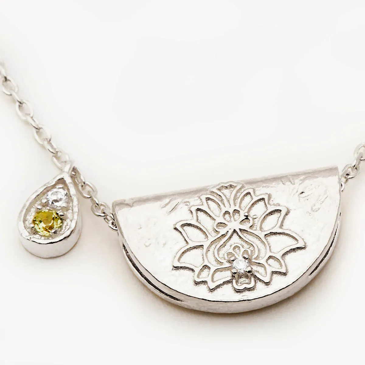 By Charlotte Lotus Birthstone Necklace August Peridot
