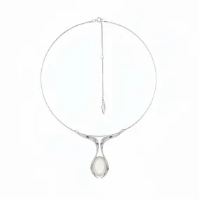 Elegant Queen - Clear Quartz Necklace