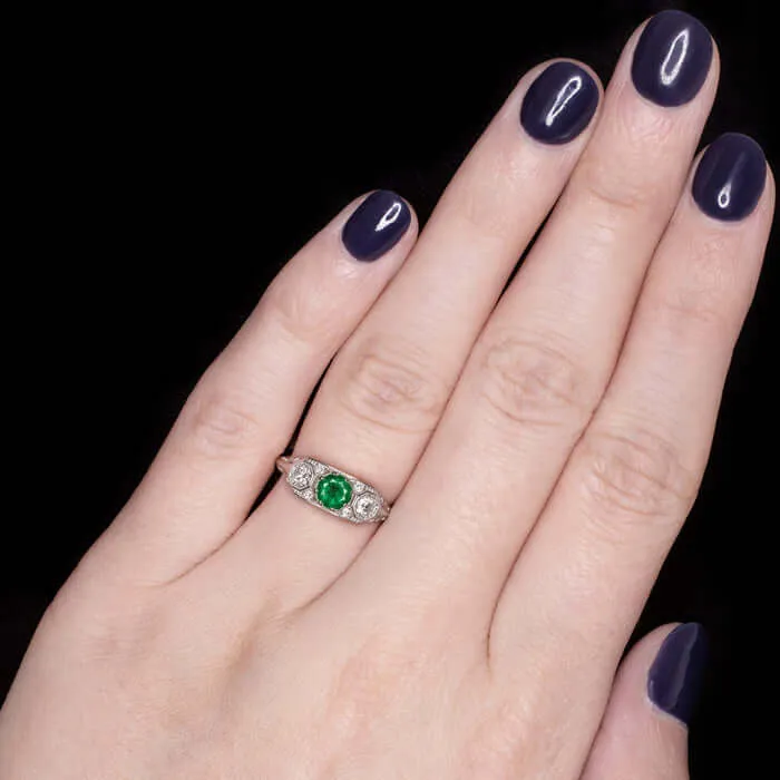 EMERALD DIAMOND ART DECO RING VINTAGE STYLE 3 STONE WHITE GOLD GREEN COCKTAIL
