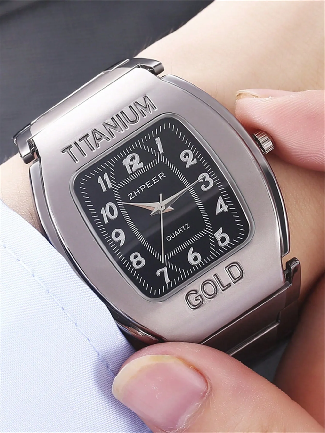 Fashionable Letter Detail Square Dial Quartz Watch & 1pc Pendant Necklace