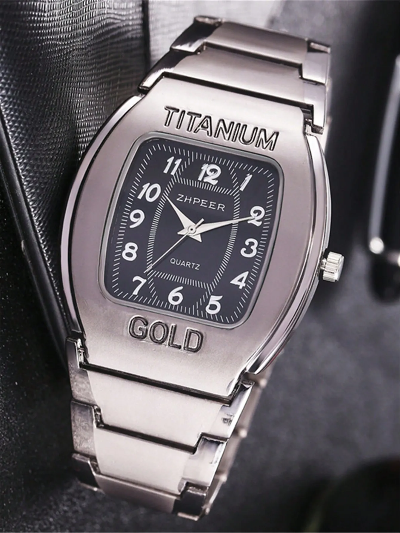 Fashionable Letter Detail Square Dial Quartz Watch & 1pc Pendant Necklace