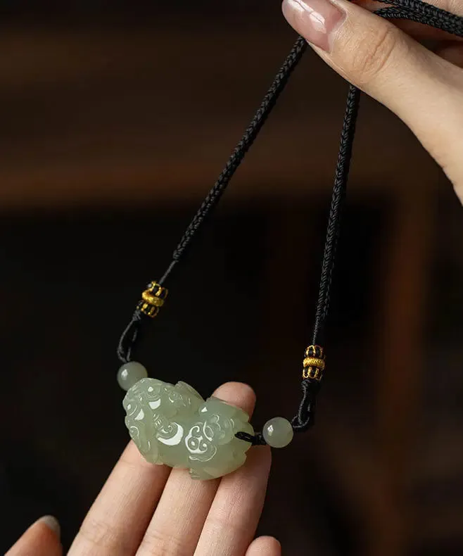 Fine Green Jade A Mythical Wild Animal Pendant Necklace ML0600