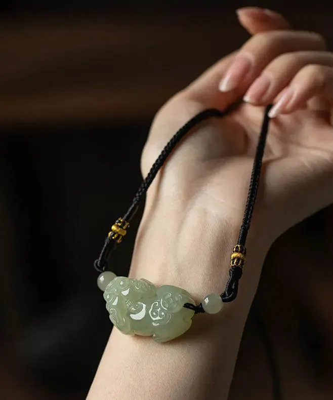 Fine Green Jade A Mythical Wild Animal Pendant Necklace ML0600