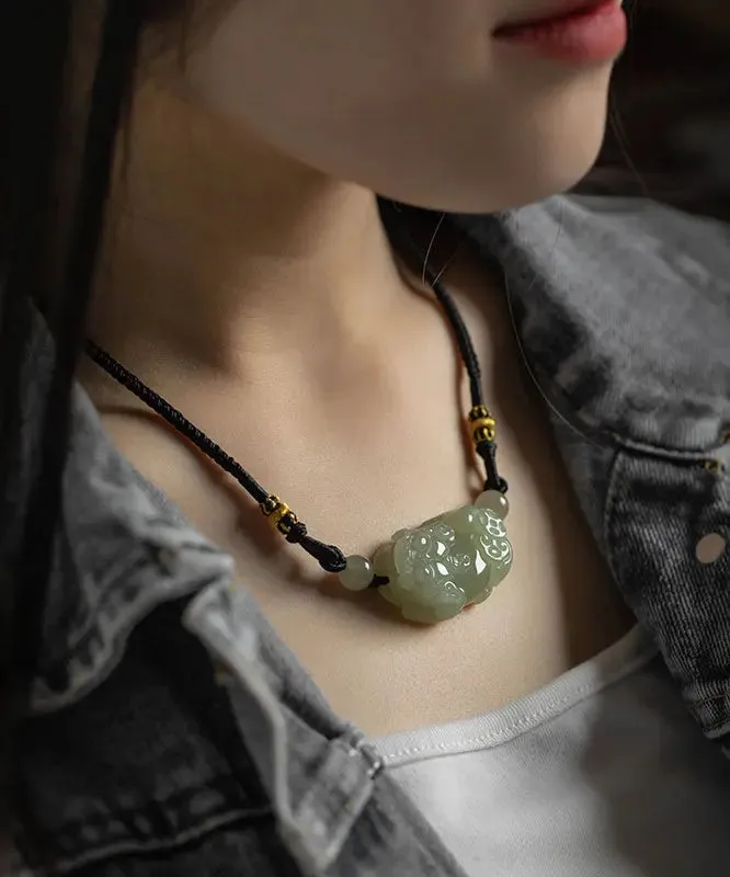 Fine Green Jade A Mythical Wild Animal Pendant Necklace ML0600