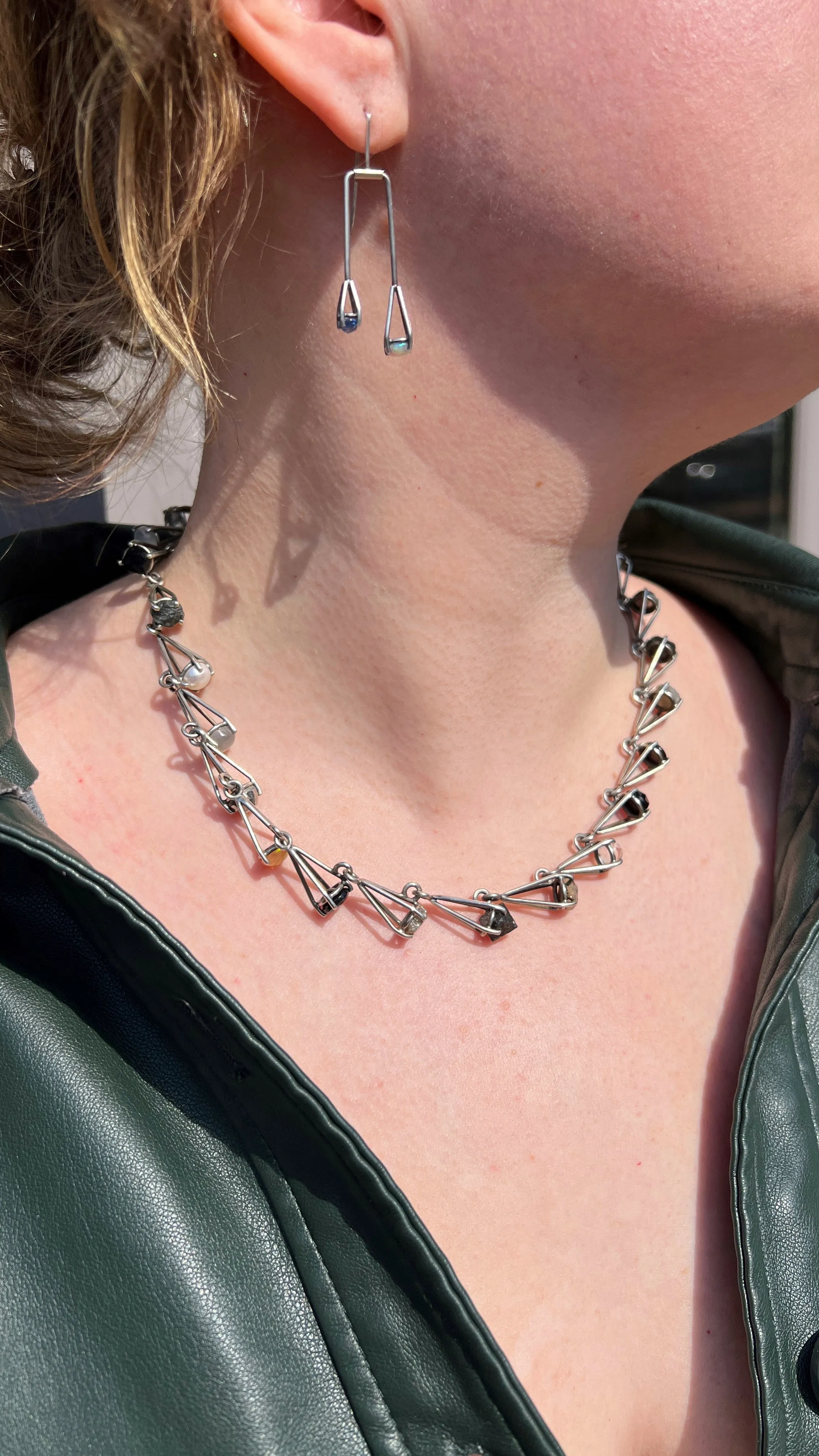 Gray Prong Link Necklace