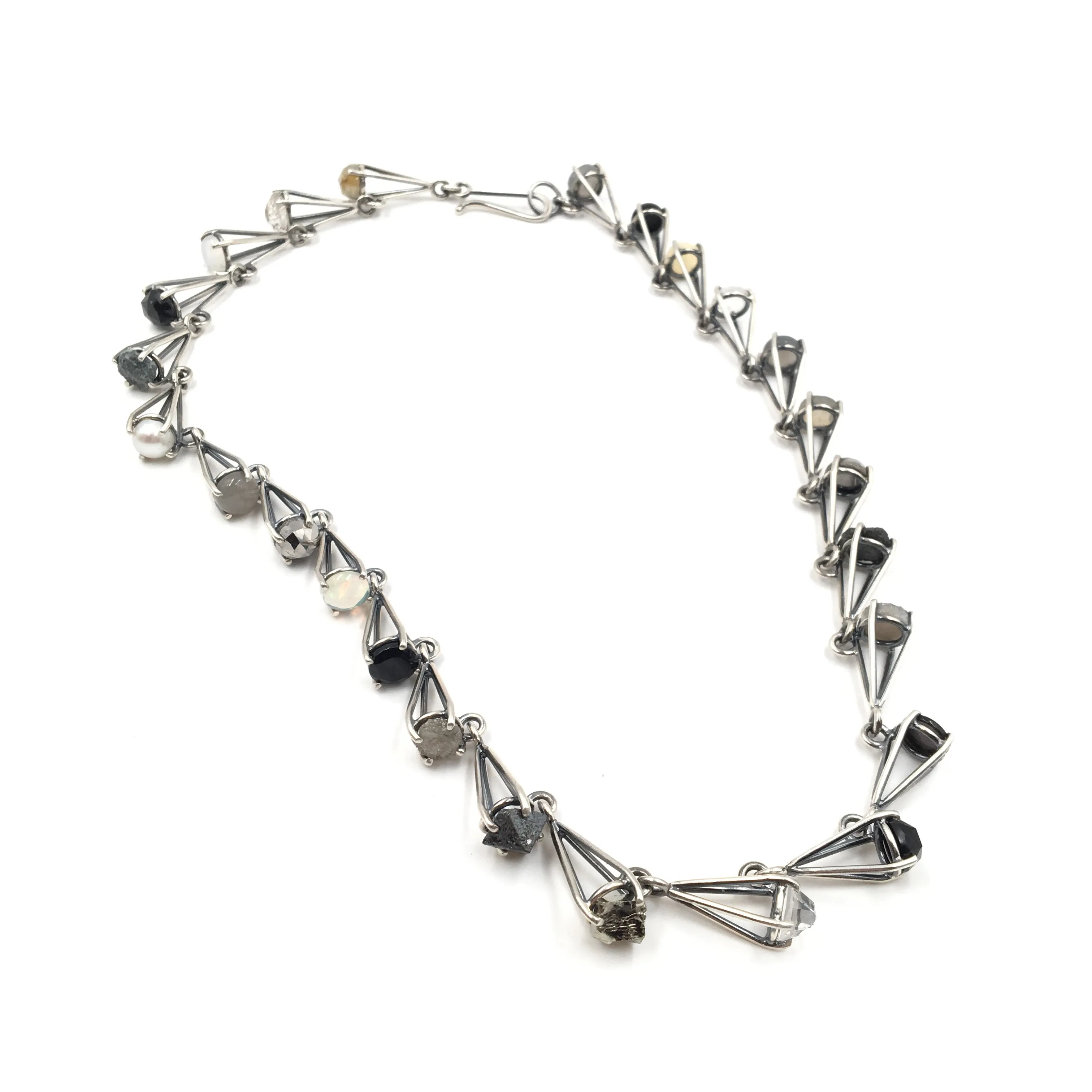 Gray Prong Link Necklace