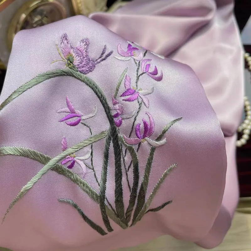 Hand Embroidered Suzhou 16 Momme Silk Scarf Luxury 155x35cm