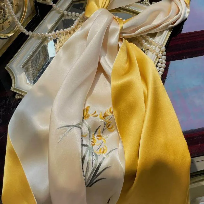 Hand Embroidered Suzhou 16 Momme Silk Scarf Luxury 155x35cm