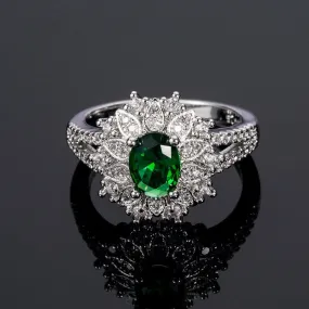 Luxury jewelry Romantic Green Oval Cut Cubic Zircon Halo Rings for Women