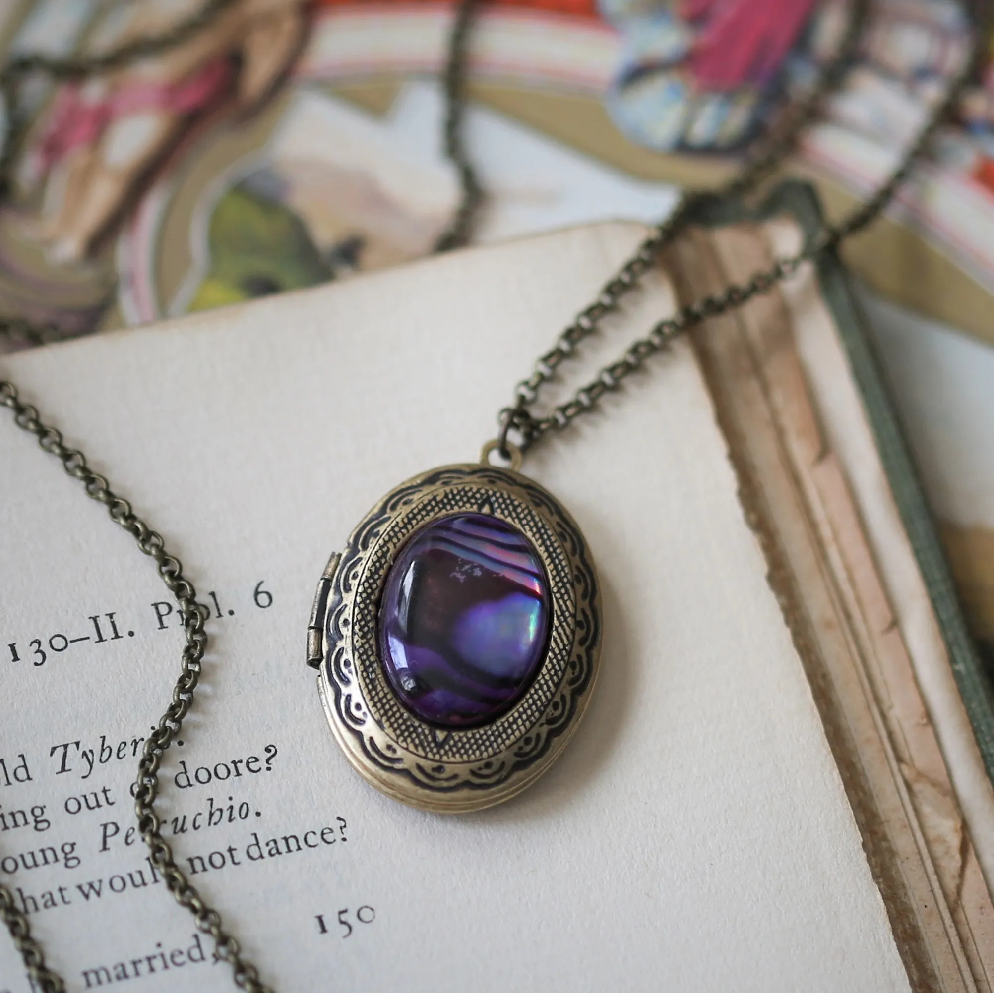 Oval Locket in Pink, Blue, Purple or Yellow Paua Shell