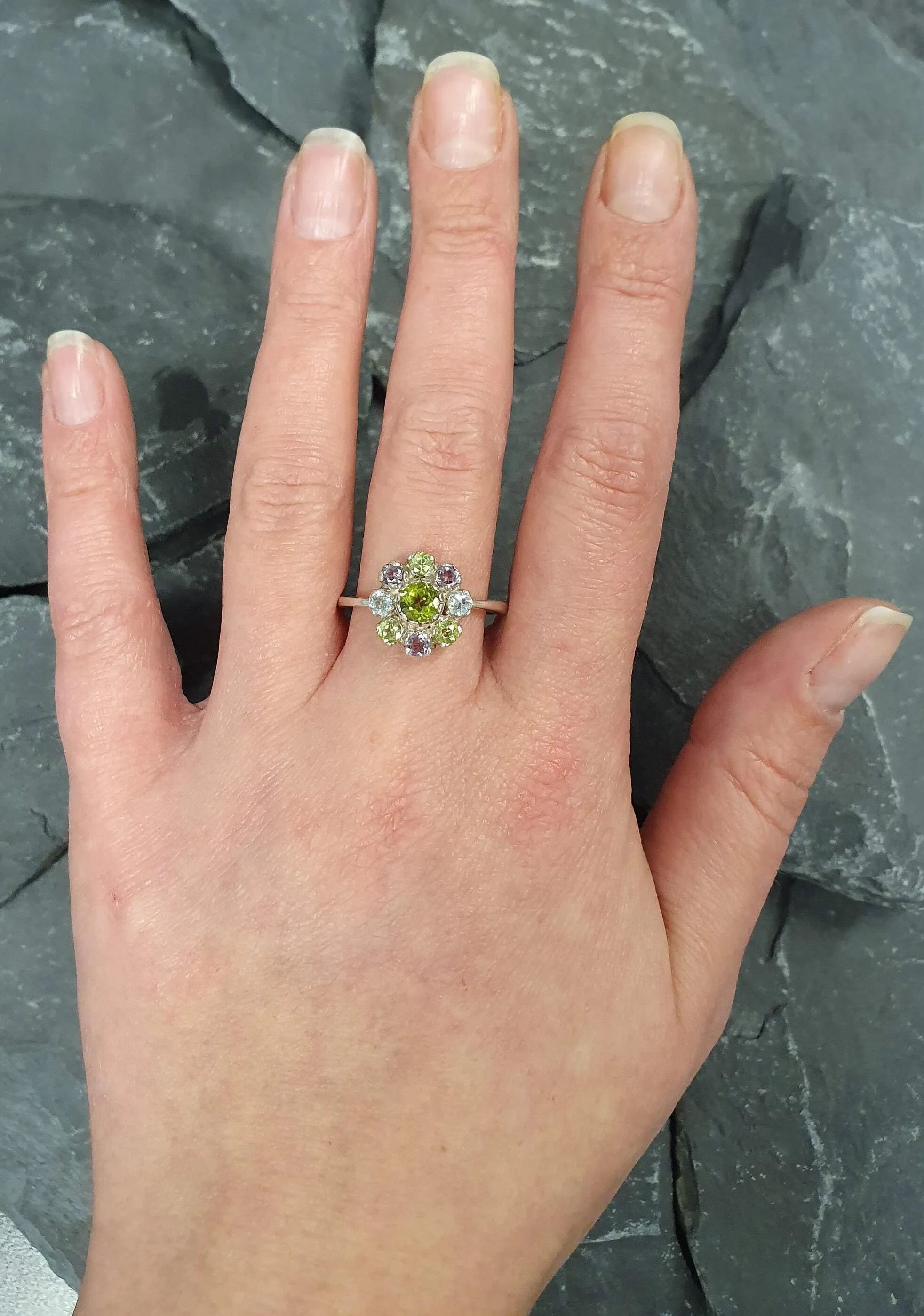 Peridot Flower Ring - Colorful Daisy Ring - Multistone Flower Ring