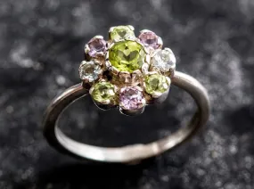 Peridot Flower Ring - Colorful Daisy Ring - Multistone Flower Ring