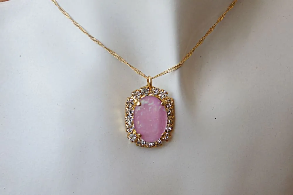 Pink opal necklace.