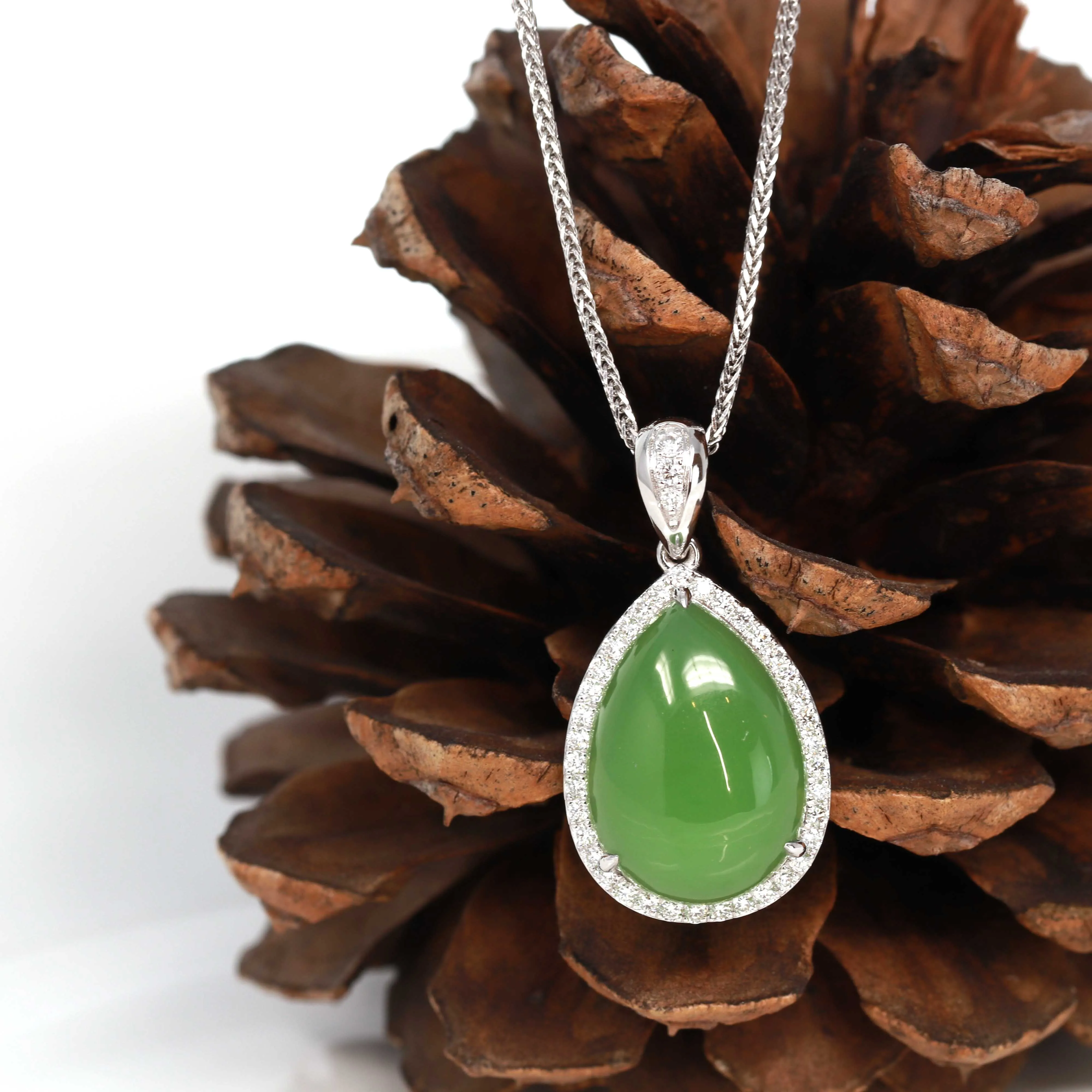 RealJade® Sterling Silver Genuine Green Nephrite Apple Green Jade Tear Drop Pendant Necklace With Diamond