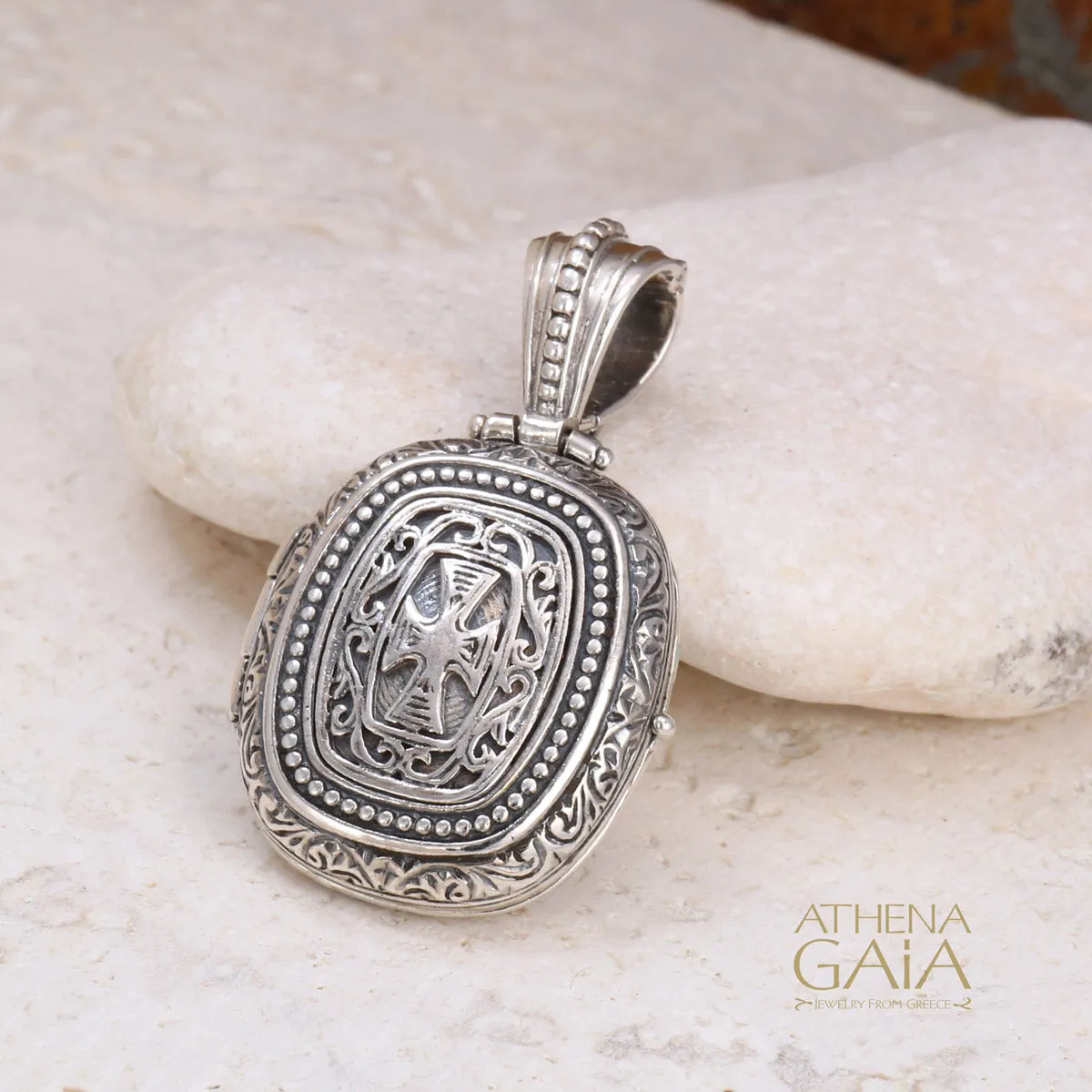 Silver Barrel Locket