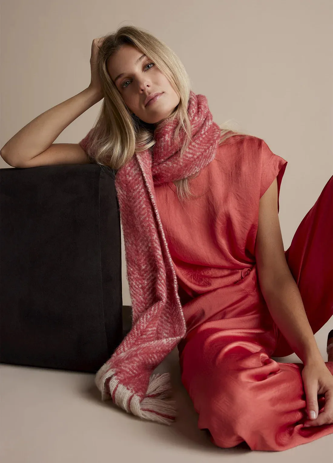 Summum Rouge Herringbone Scarf