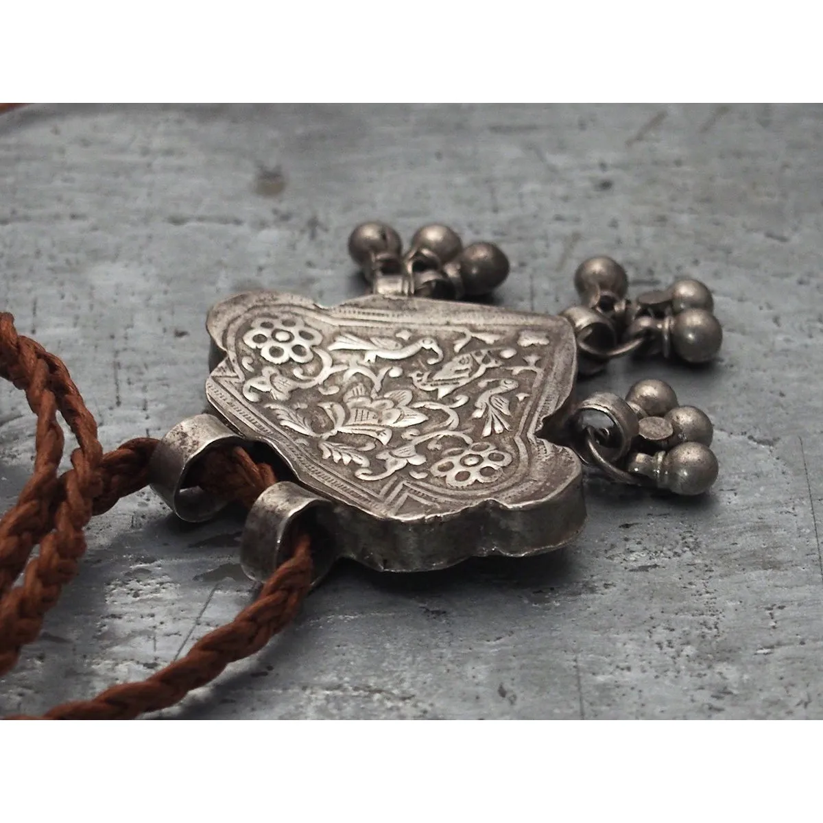 Tawidh / Tawiz Antique Silver Indian Floral Amulet Box