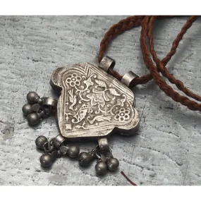 Tawidh / Tawiz Antique Silver Indian Floral Amulet Box