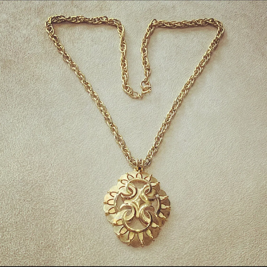 Trifari Sunburst Matt gold vintage pendant