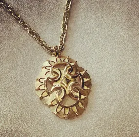Trifari Sunburst Matt gold vintage pendant