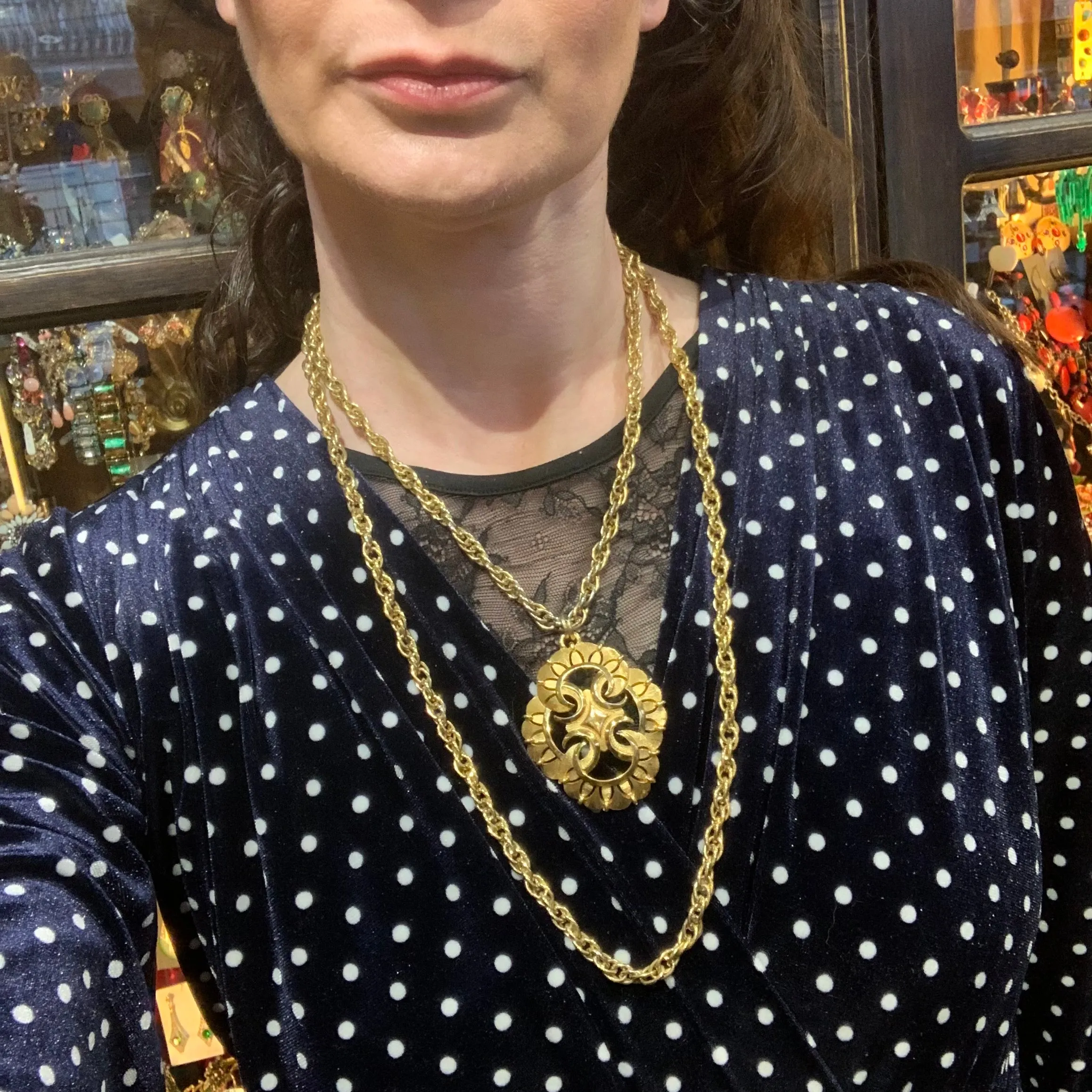 Trifari Sunburst Matt gold vintage pendant
