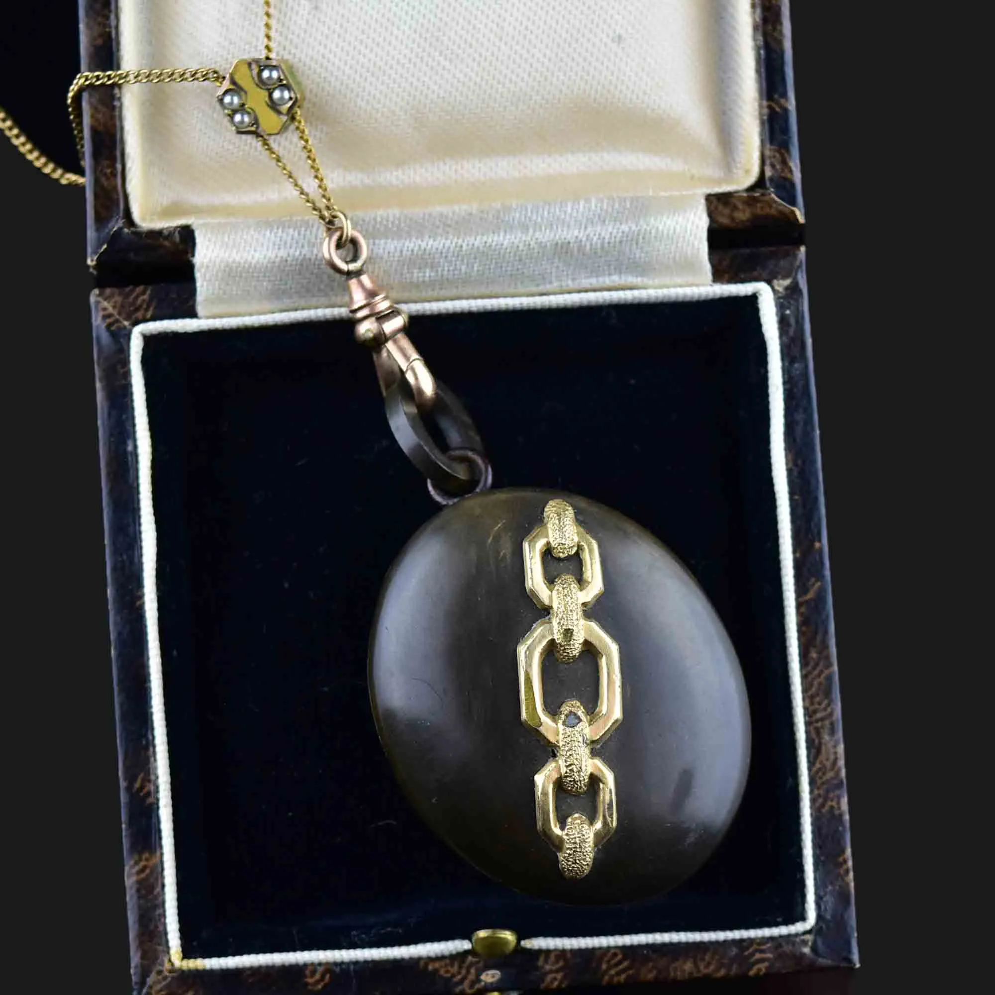 Victorian 10K Gold Gutta Percha Locket Muff Guard Necklace